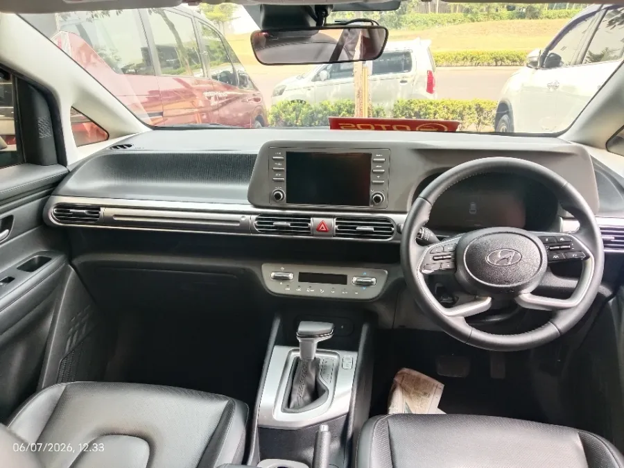 Foto Mobil Bekas Dashboard Hyundai Stargazer 1.5 Prime tahun 2023