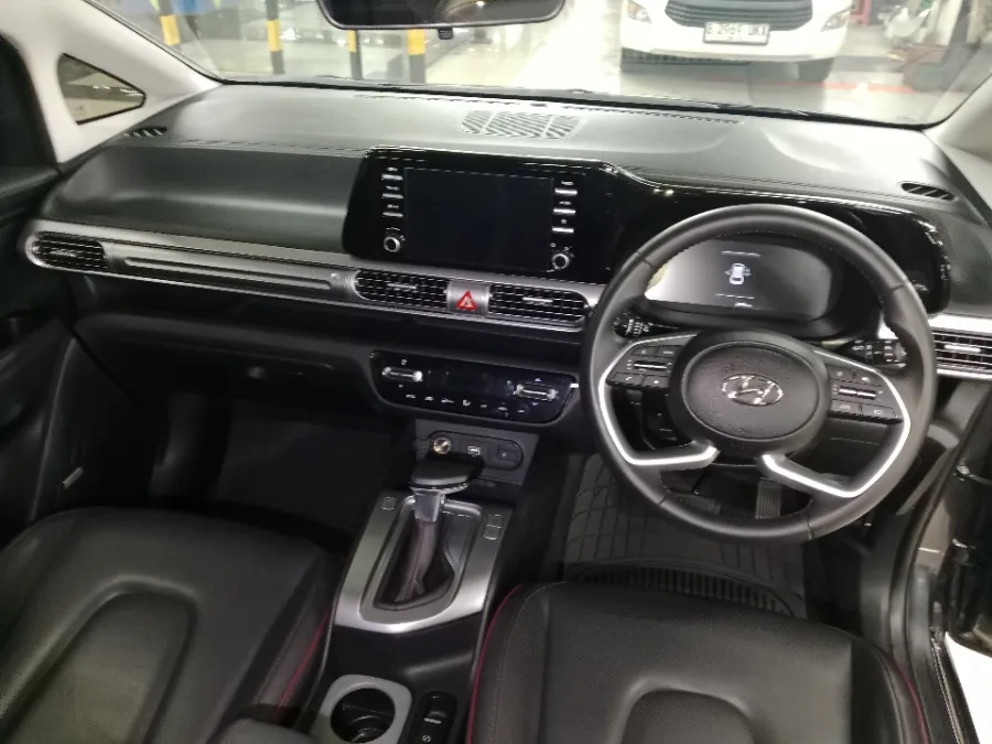 Foto Mobil Bekas Dashboard Hyundai Stargazer 1.5 Prime tahun 2023