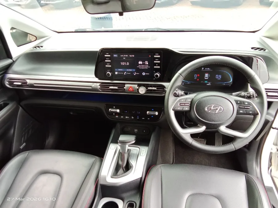 Foto Mobil Bekas Dashboard Hyundai Stargazer 1.5 Prime tahun 2023