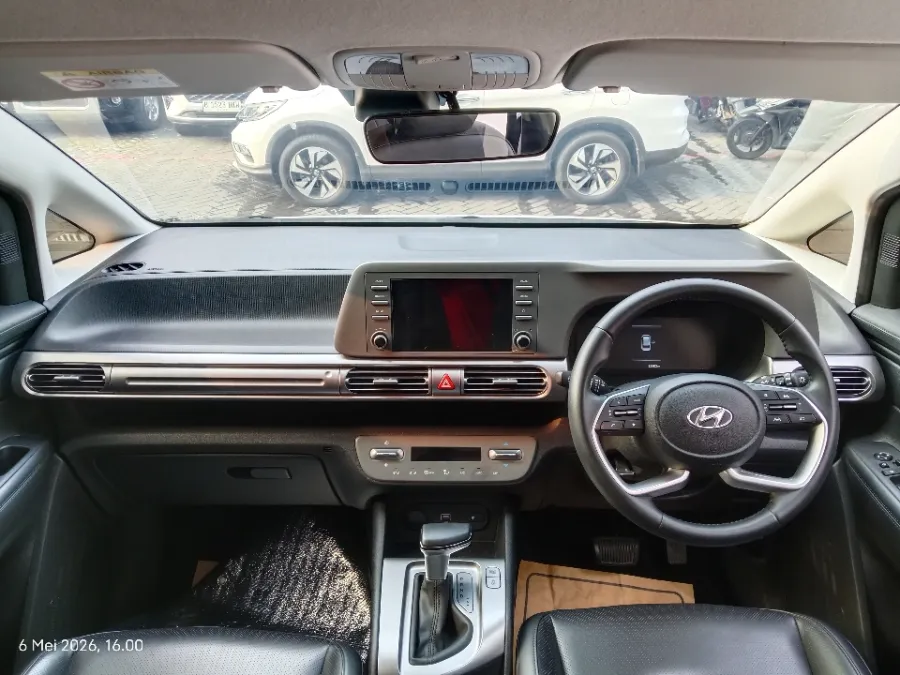 Foto Mobil Bekas Dashboard Hyundai Stargazer 1.5 Prime tahun 2023