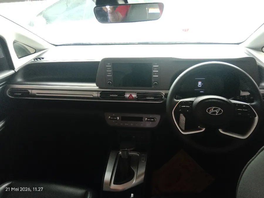 Foto Mobil Bekas Dashboard Hyundai Stargazer 1.5 Prime tahun 2023