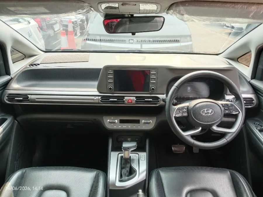 Foto Mobil Bekas Dashboard Hyundai Stargazer 1.5 Prime tahun 2023
