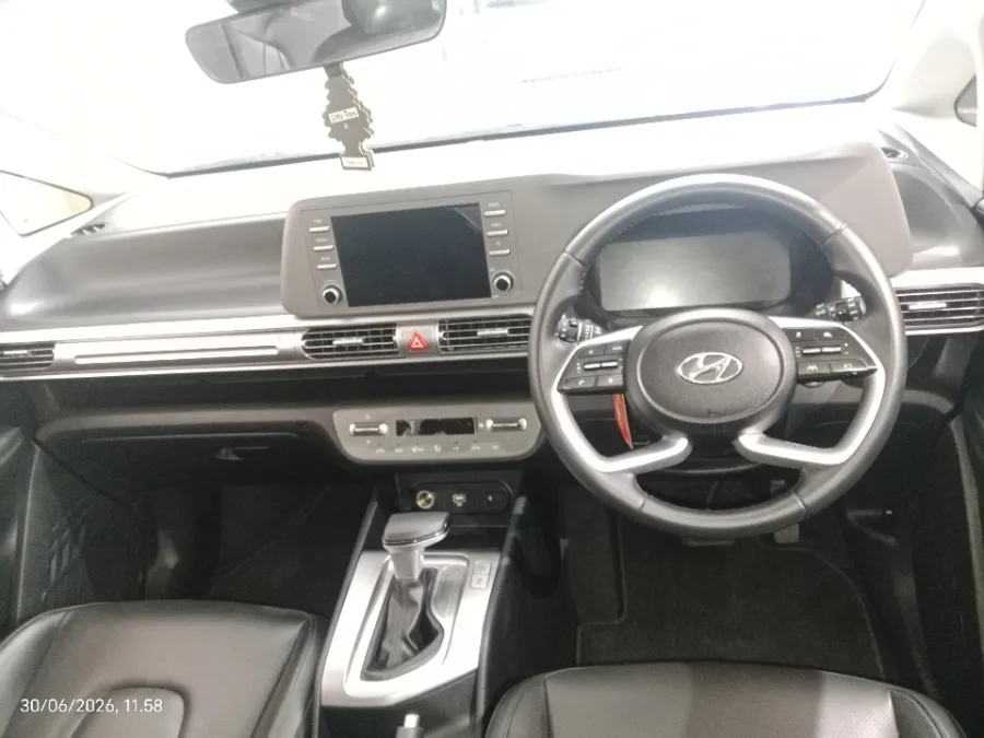 Foto Mobil Bekas Dashboard Hyundai Stargazer 1.5 Prime tahun 2023