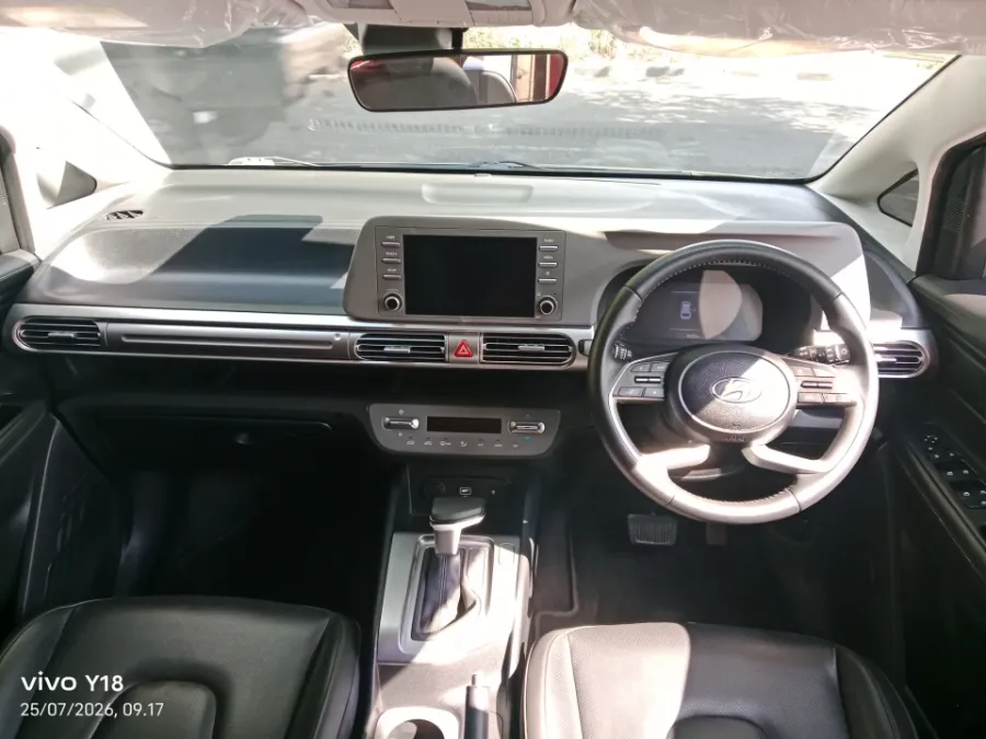 Foto Mobil Bekas Dashboard Hyundai Stargazer 1.5 Prime tahun 2023
