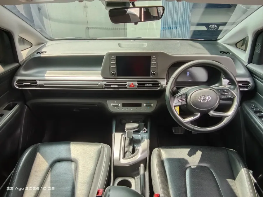 Foto Mobil Bekas Dashboard Hyundai Stargazer 1.5 Prime tahun 2023