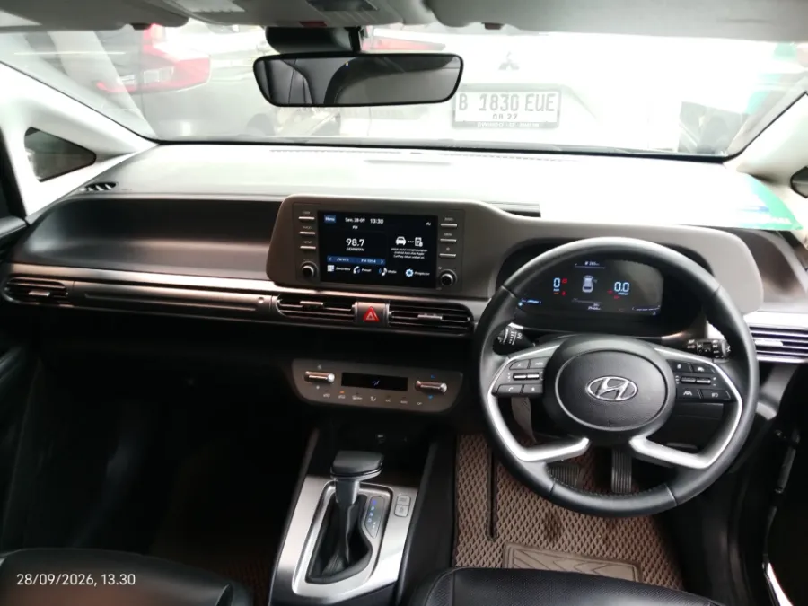 Foto Mobil Bekas Dashboard Hyundai Stargazer 1.5 Prime tahun 2023