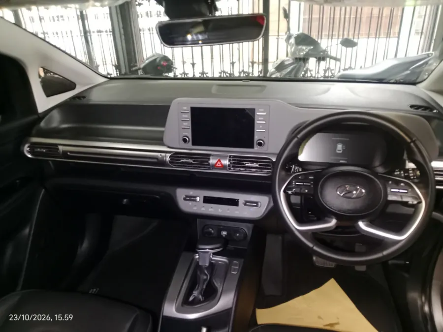 Foto Mobil Bekas Dashboard Hyundai Stargazer 1.5 Prime tahun 2023