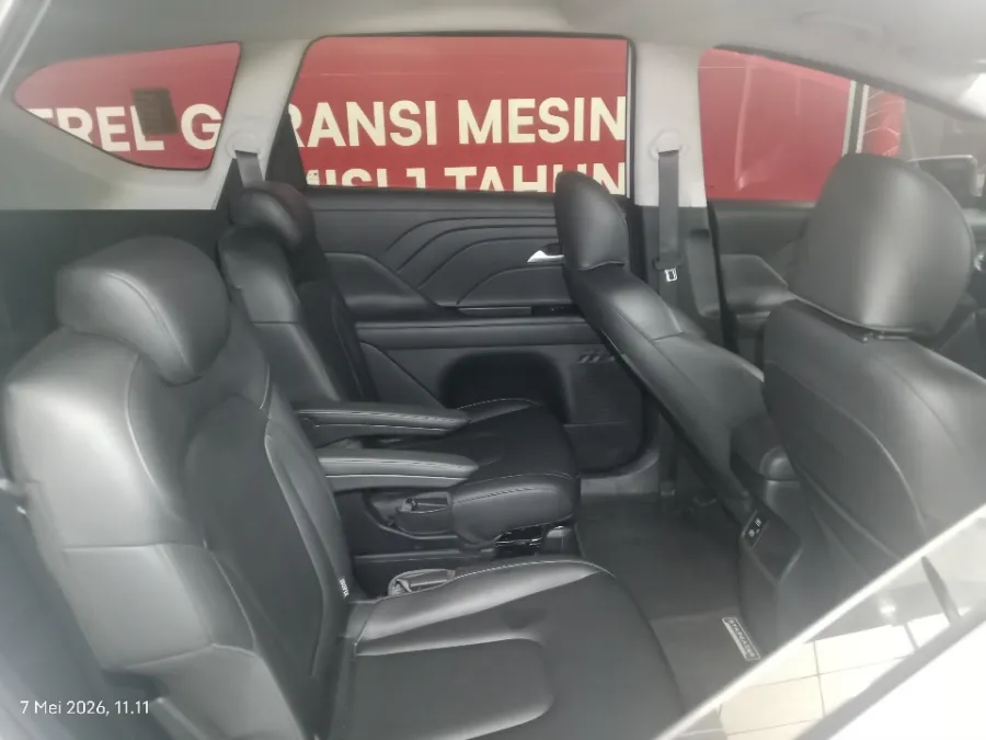Foto Mobil Bekas Kabin Belakang Hyundai Stargazer 1.5 Prime tahun 2023