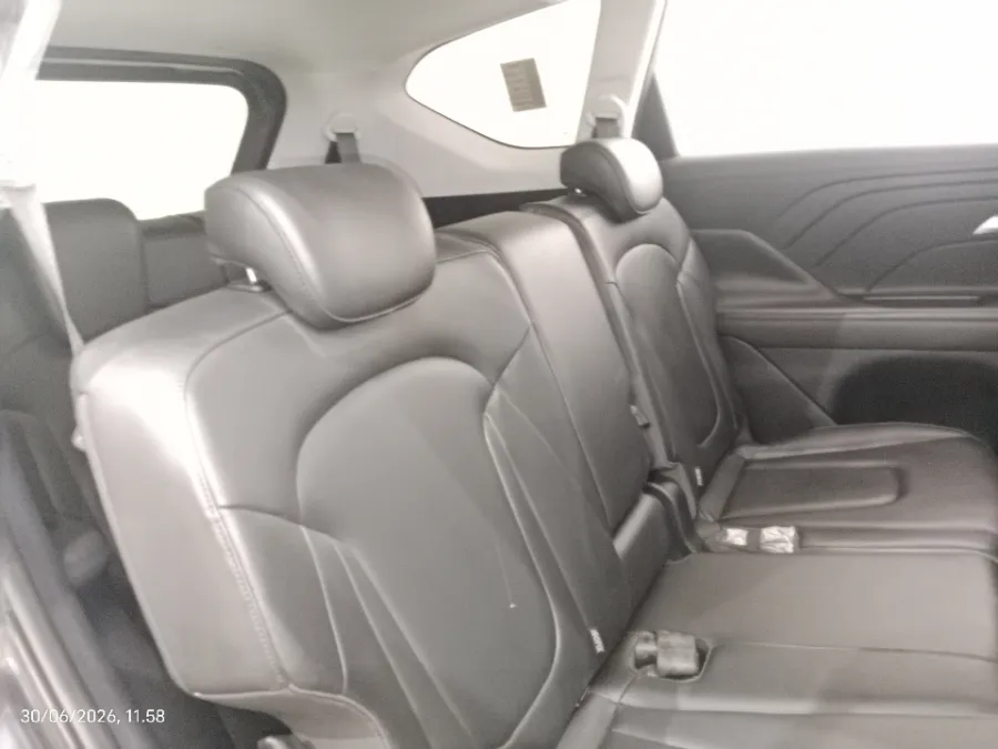Foto Mobil Bekas Kabin Belakang Hyundai Stargazer 1.5 Prime tahun 2023