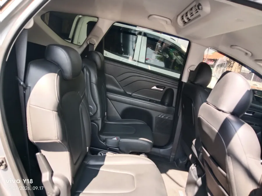Foto Mobil Bekas Kabin Belakang Hyundai Stargazer 1.5 Prime tahun 2023