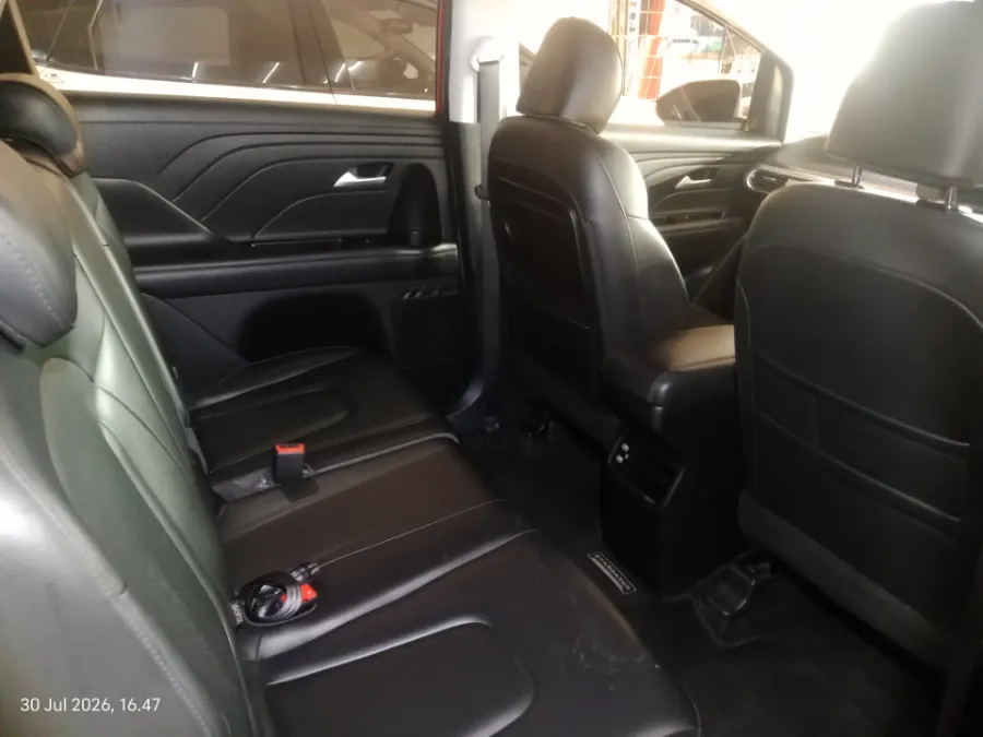 Foto Mobil Bekas Kabin Belakang Hyundai Stargazer 1.5 Prime tahun 2023