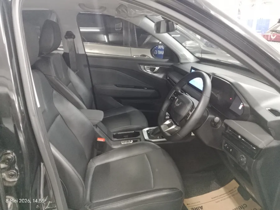 Foto Mobil Bekas Kabin Depan Hyundai Stargazer 1.5 Prime tahun 2023