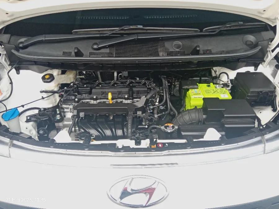 Foto Mobil Bekas Mesin Hyundai Stargazer 1.5 Prime tahun 2023