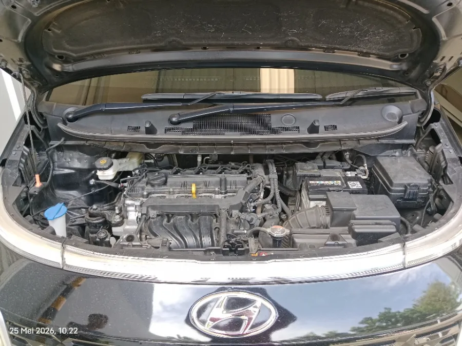 Foto Mobil Bekas Mesin Hyundai Stargazer 1.5 Prime tahun 2023