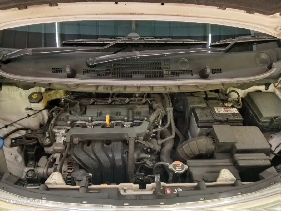 Foto Mobil Bekas Mesin Hyundai Stargazer 1.5 Prime tahun 2023