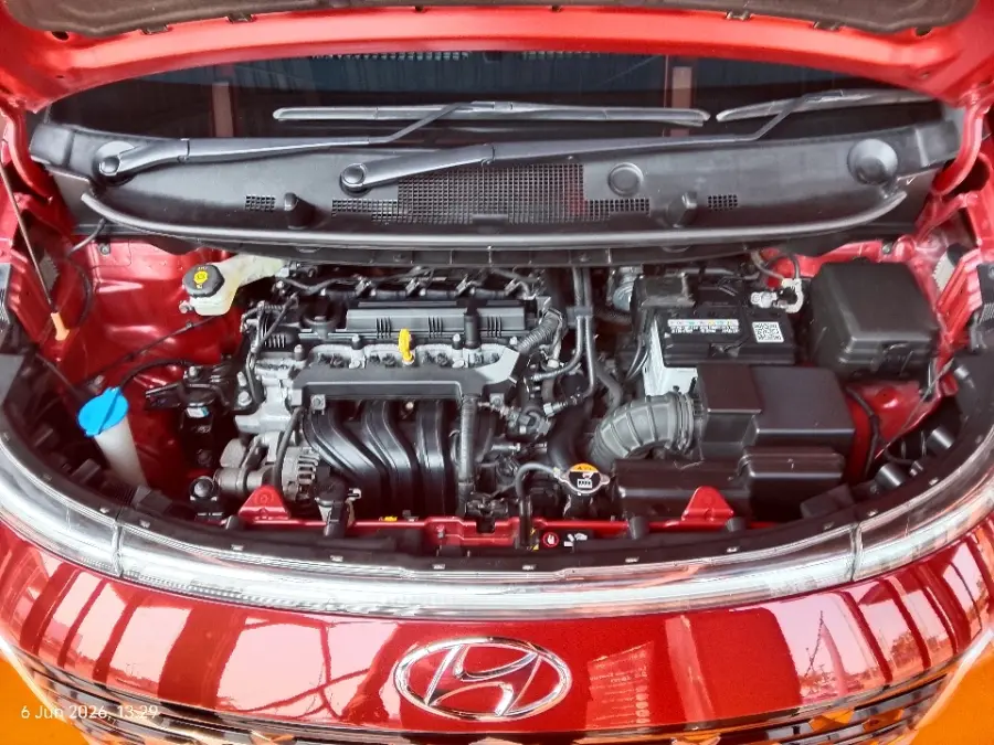 Foto Mobil Bekas Mesin Hyundai Stargazer 1.5 Prime tahun 2023