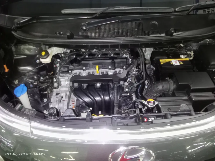 Foto Mobil Bekas Mesin Hyundai Stargazer 1.5 Prime tahun 2023