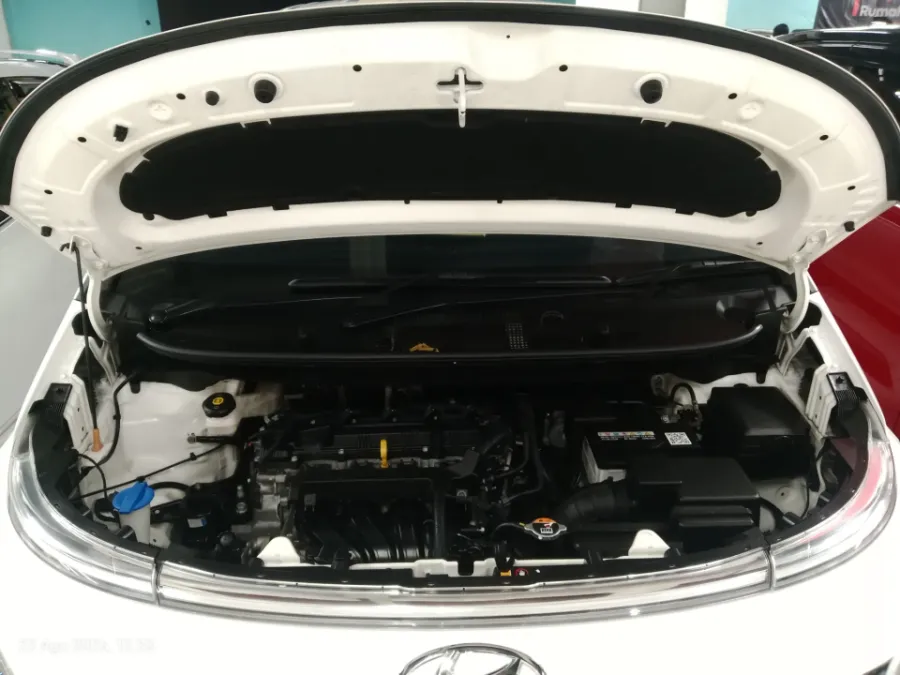 Foto Mobil Bekas Mesin Hyundai Stargazer 1.5 Prime tahun 2023