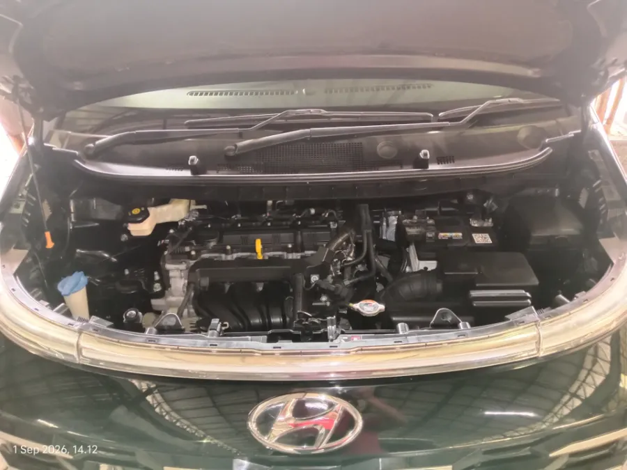 Foto Mobil Bekas Mesin Hyundai Stargazer 1.5 Prime tahun 2023