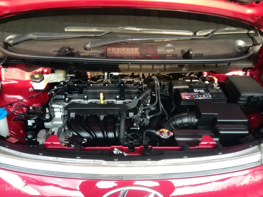 Foto Mobil Bekas Mesin Hyundai Stargazer 1.5 Prime tahun 2023