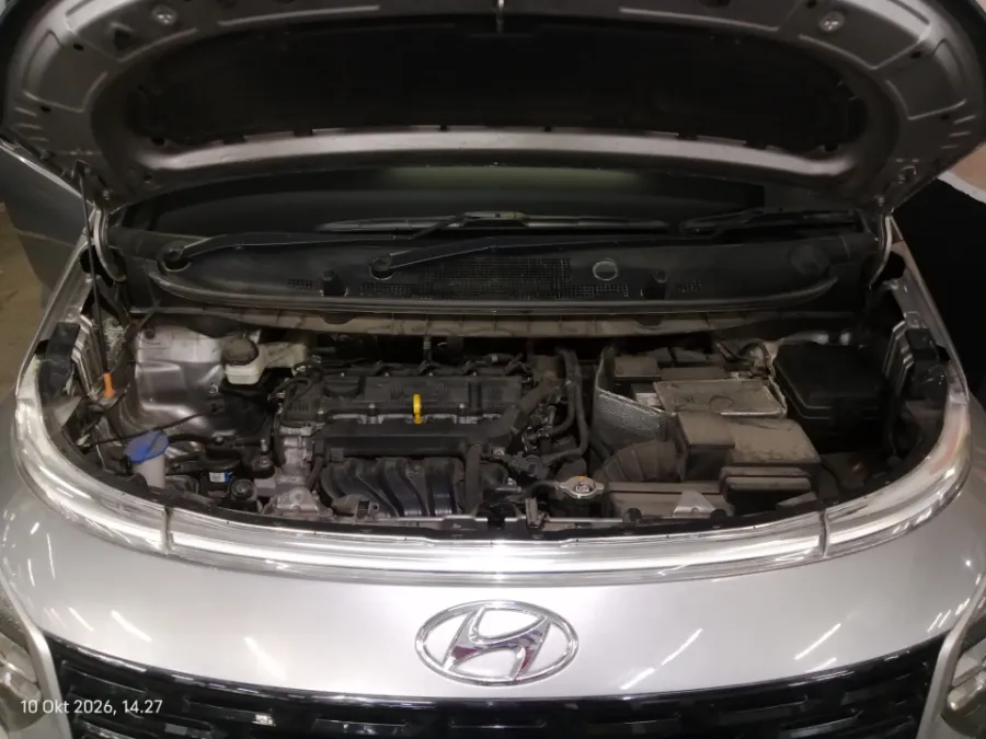 Foto Mobil Bekas Mesin Hyundai Stargazer 1.5 Prime tahun 2023