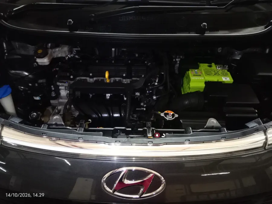 Foto Mobil Bekas Mesin Hyundai Stargazer 1.5 Prime tahun 2023