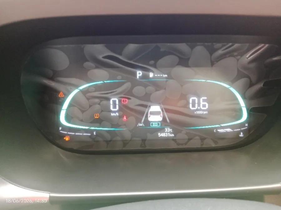Foto Mobil Bekas Odometer Hyundai Stargazer 1.5 Prime tahun 2023