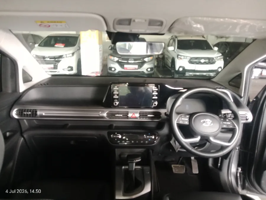 Foto Mobil Bekas Dashboard Hyundai Stargazer 1.5 Prime tahun 2024