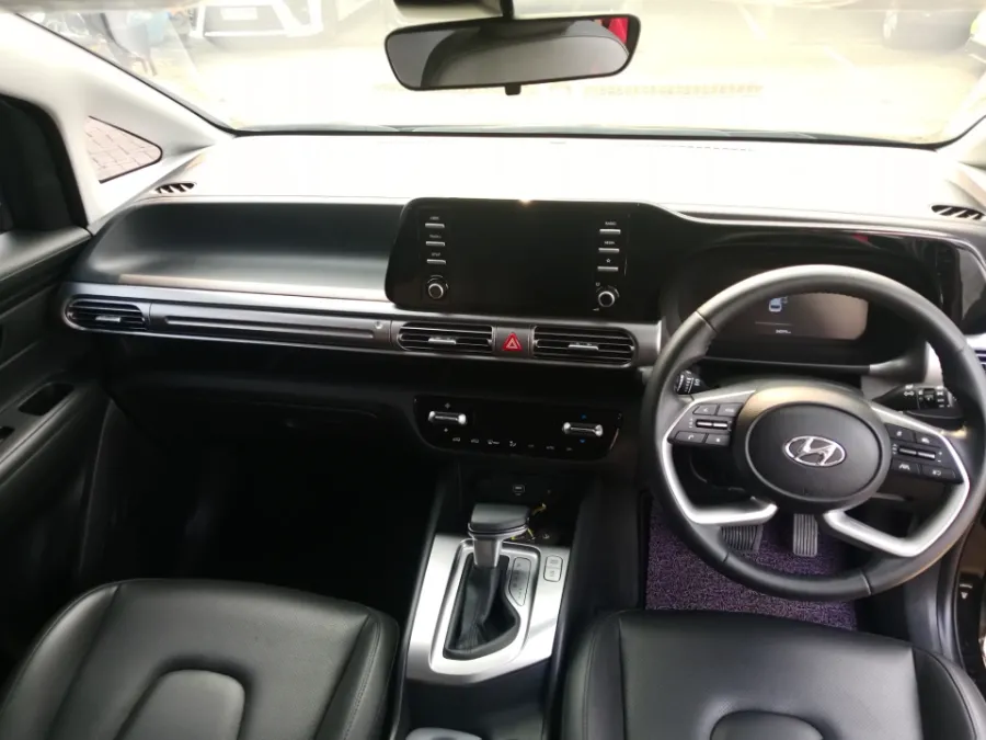 Foto Mobil Bekas Dashboard Hyundai Stargazer 1.5 Prime tahun 2024