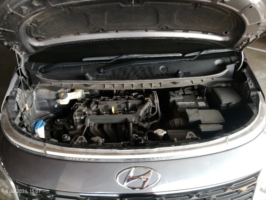 Foto Mobil Bekas Mesin Hyundai Stargazer 1.5 Prime tahun 2024