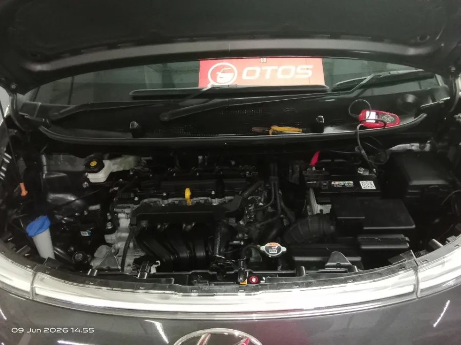 Foto Mobil Bekas Mesin Hyundai Stargazer 1.5 Prime tahun 2024
