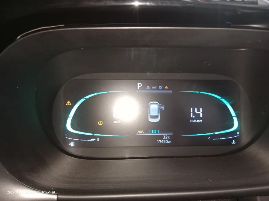 Foto Mobil Bekas Odometer Hyundai Stargazer 1.5 Prime tahun 2024