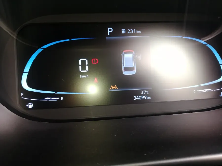 Foto Mobil Bekas Odometer Hyundai Stargazer 1.5 Prime tahun 2024