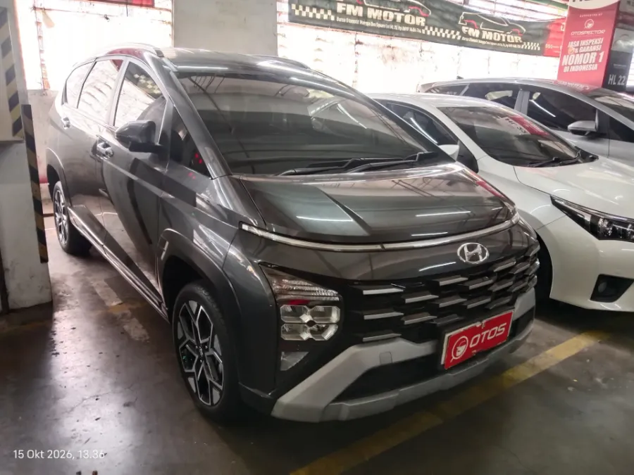 Foto Mobil Bekas Kanan Depan Hyundai Stargazer 1.5 Prime tahun 2025