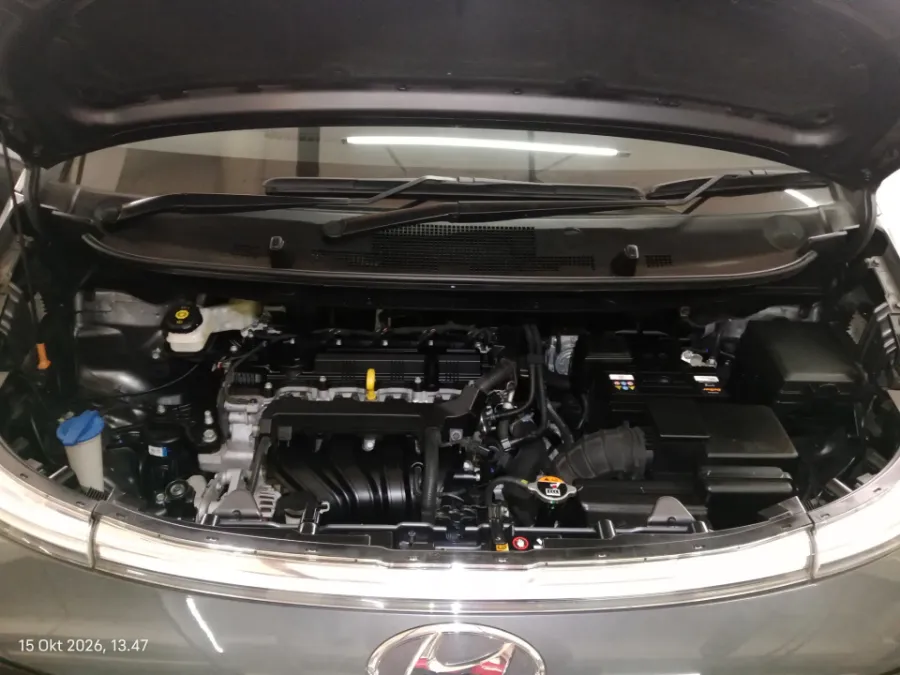 Foto Mobil Bekas Mesin Hyundai Stargazer 1.5 Prime tahun 2025