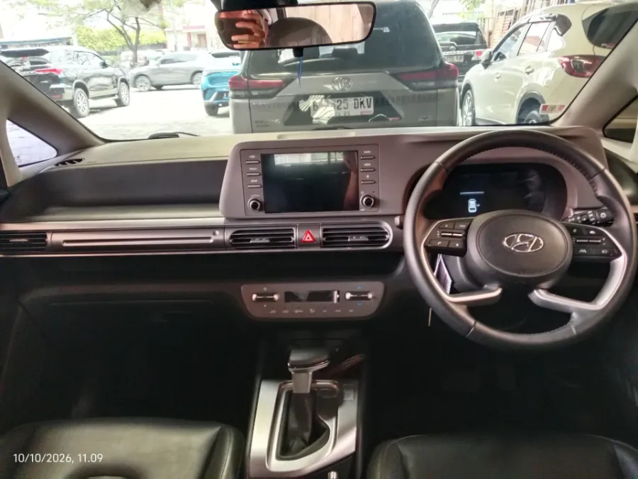 Foto Mobil Bekas Dashboard Hyundai Stargazer 1.5 Prime IVT tahun 2022