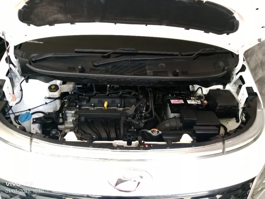 Foto Mobil Bekas Mesin Hyundai Stargazer 1.5 Style tahun 2022