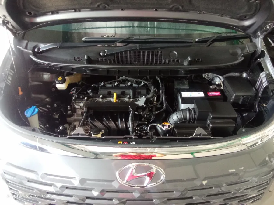Foto Mobil Bekas Mesin Hyundai Stargazer 1.5 Trend tahun 2022