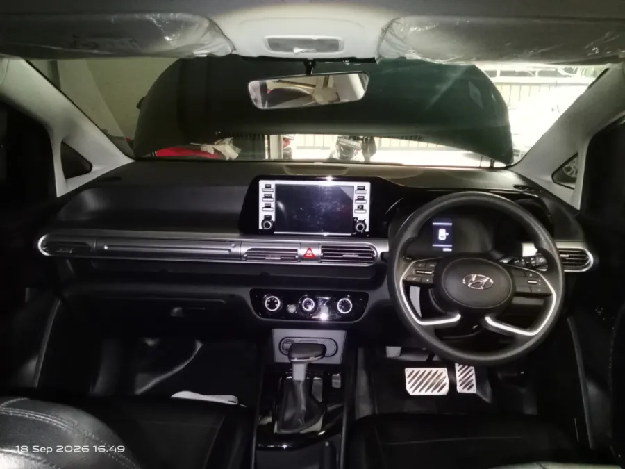 Foto Mobil Bekas Dashboard Hyundai Stargazer 1.5 Trend tahun 2024