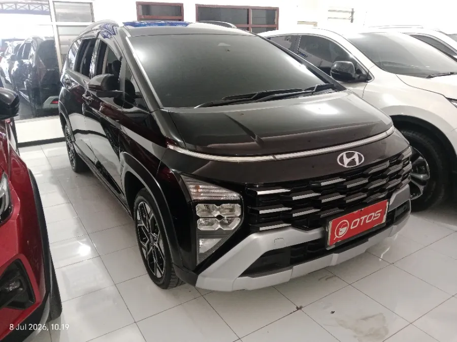 Foto Mobil Bekas Kanan Depan Hyundai Stargazer X 1.5 Prime tahun 2023