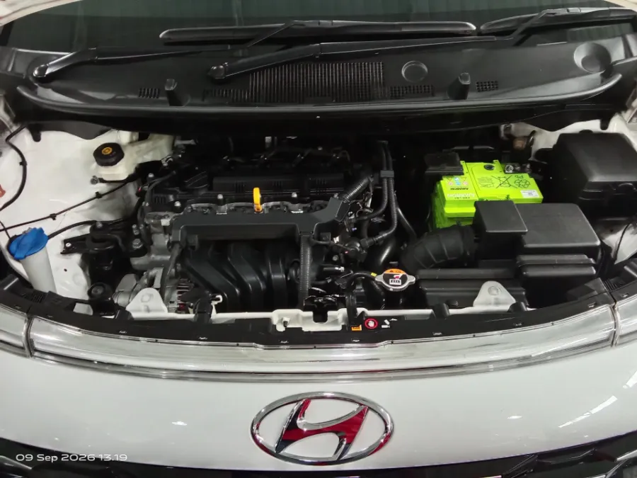 Foto Mobil Bekas Mesin Hyundai Stargazer X 1.5 Prime tahun 2023