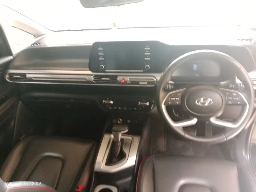 Foto Mobil Bekas Dashboard Hyundai Stargazer X 1.5 Prime tahun 2024