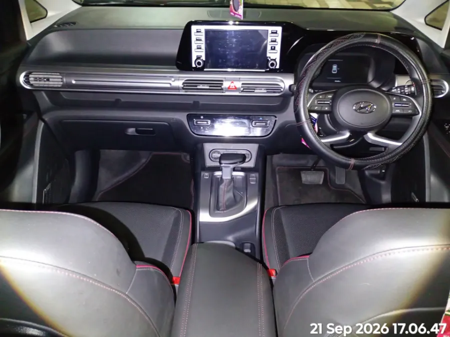 Foto Mobil Bekas Dashboard Hyundai Stargazer X 1.5 Prime tahun 2024
