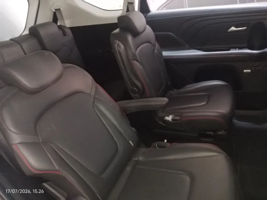 Foto Mobil Bekas Kabin Belakang Hyundai Stargazer X 1.5 Prime tahun 2024