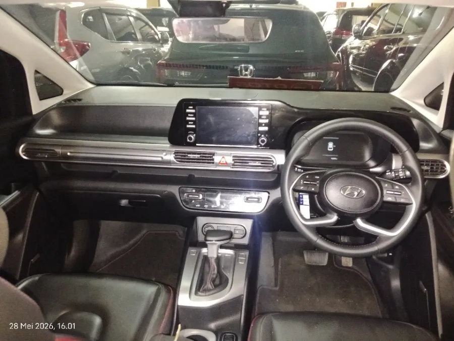 Foto Mobil Bekas Dashboard Hyundai Stargazer X 1.5 Prime tahun 2025
