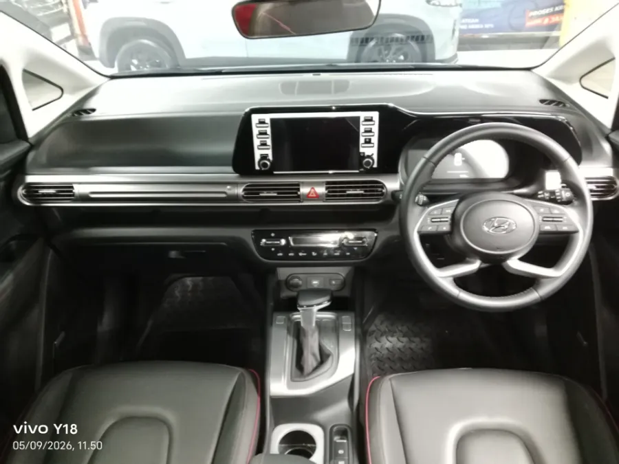 Foto Mobil Bekas Dashboard Hyundai Stargazer X 1.5 Prime tahun 2025