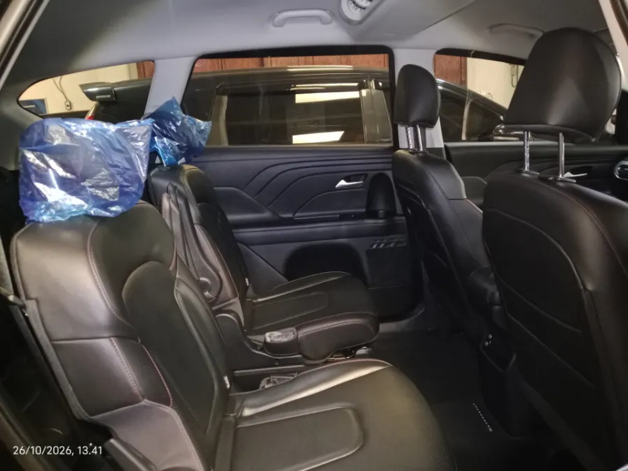 Foto Mobil Bekas Kabin Belakang Hyundai Stargazer X 1.5 Prime tahun 2025