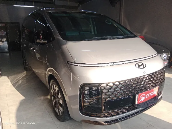 2022 Hyundai Staria 2.2