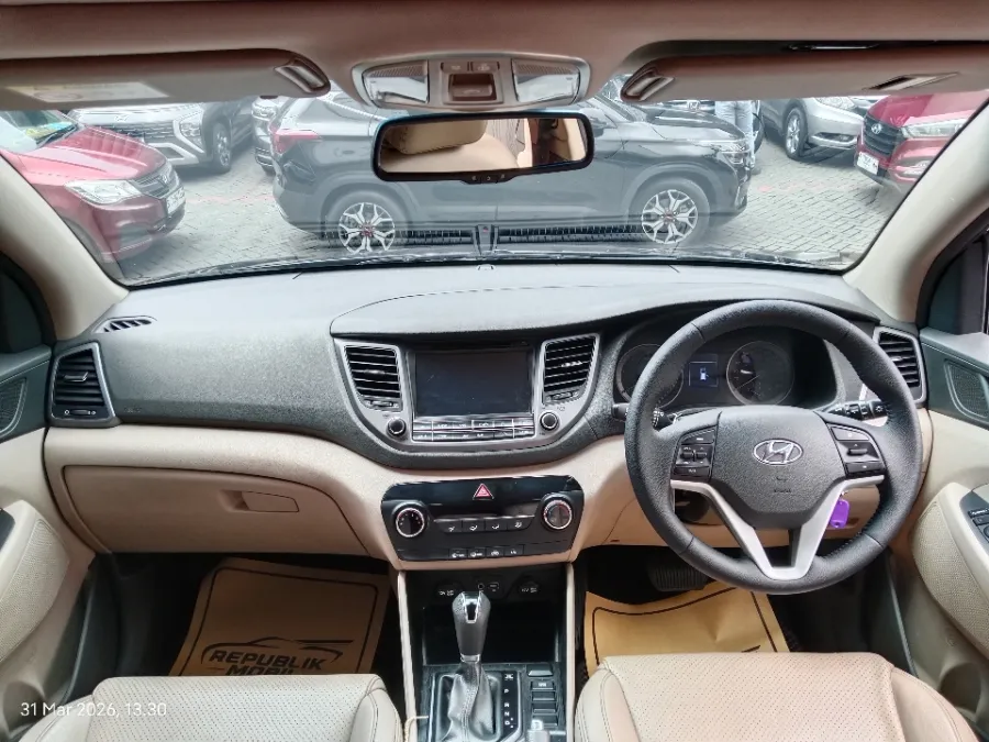 Foto Mobil Bekas Dashboard Hyundai Tucson 2.0 tahun 2017