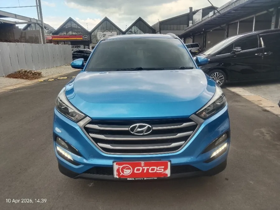 Foto Mobil Bekas Tampak Depan Hyundai Tucson 2.0 tahun 2018